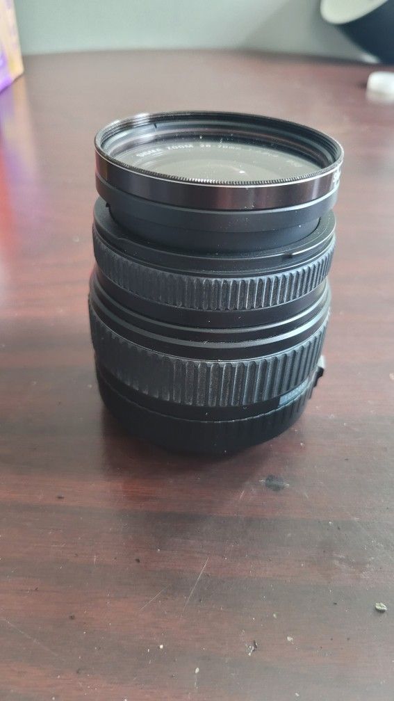 Sigma Zoom 28-70mm FOR PARTS Lens