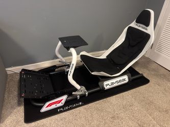 Playseat Sim Racing Cockpit