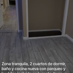 Brown Wood Dresser In Ver Good Condition 