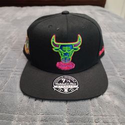 Mitchell & Ness Chicago Bulls NBA Fitted Hat 7 1/2 Black Pink Green Anniversary