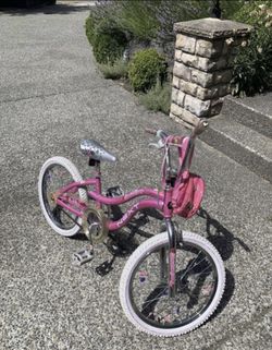 Girls bike
