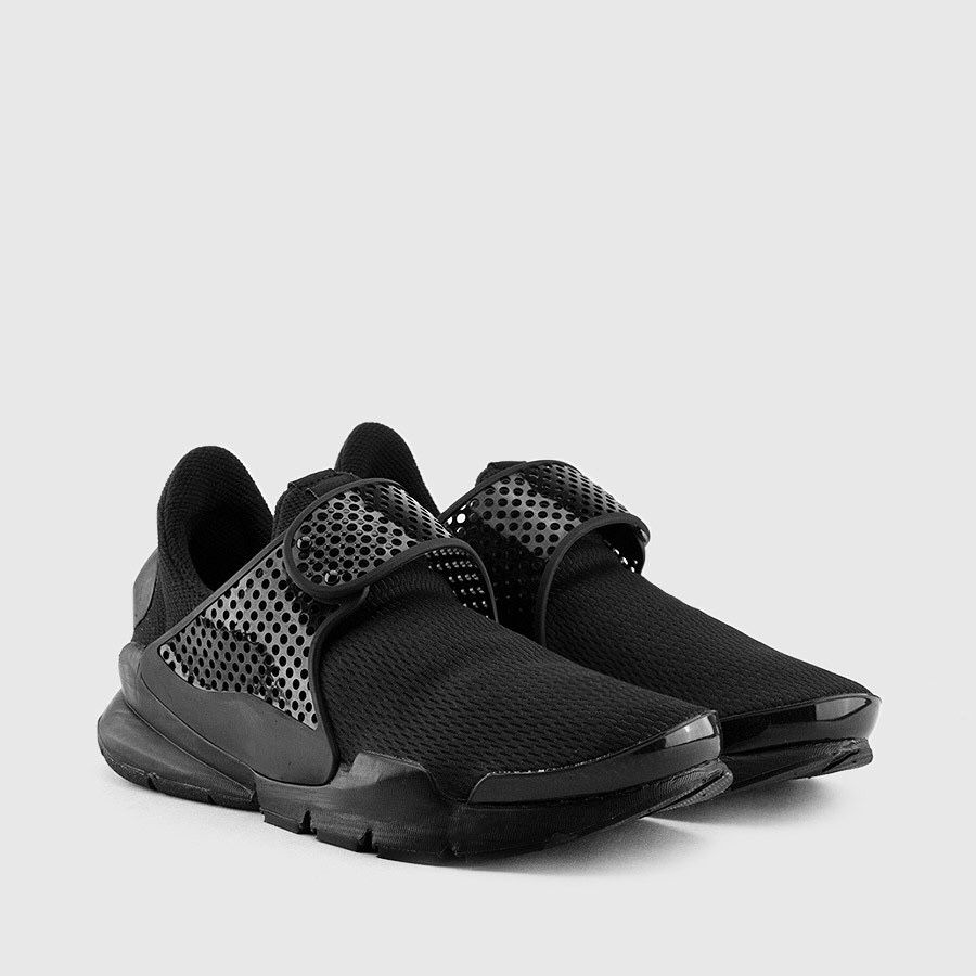 Nike Sock Dart Triple Black