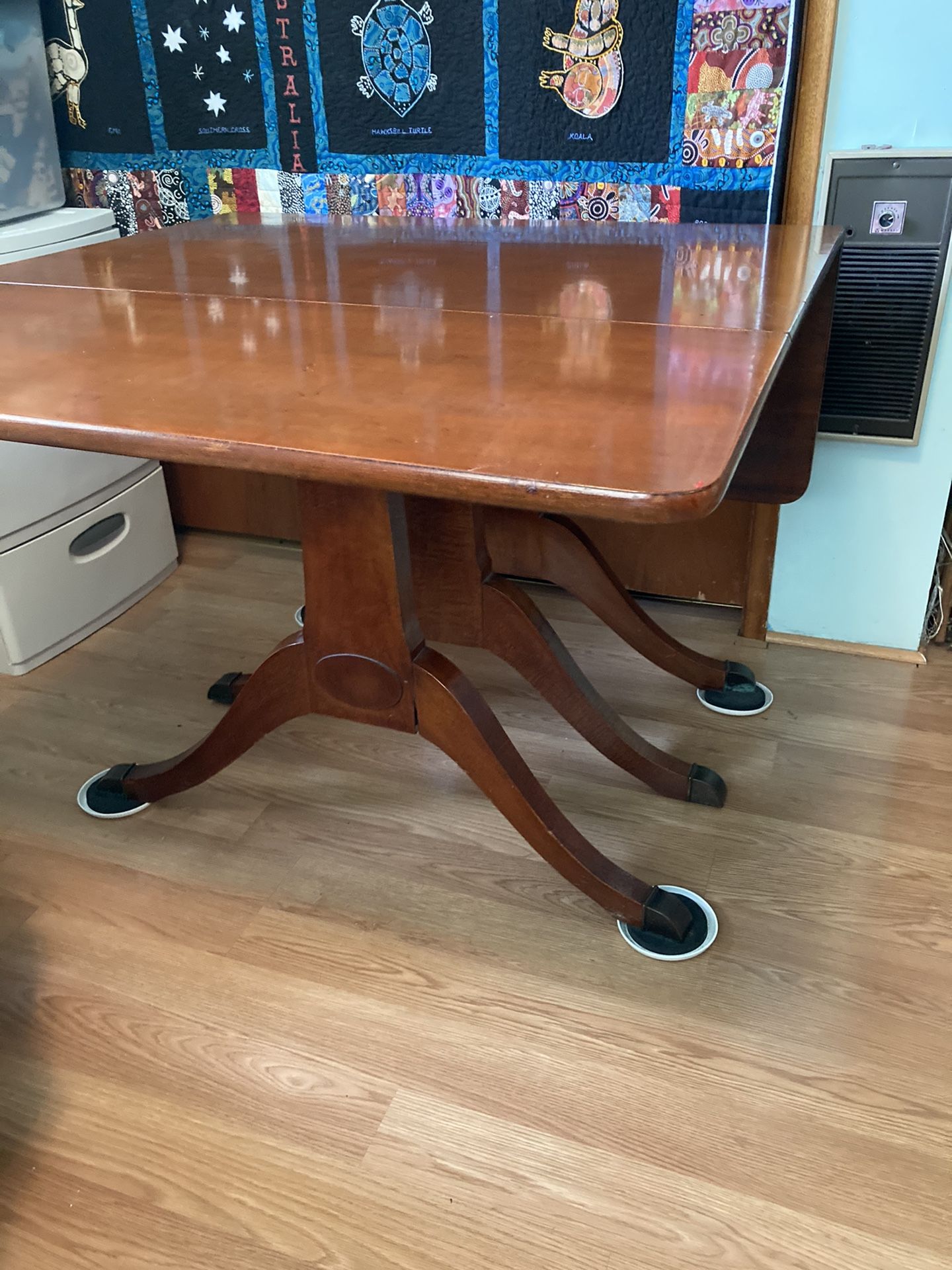 Antique Dunkin Fife Drop Leaf Table For Sale