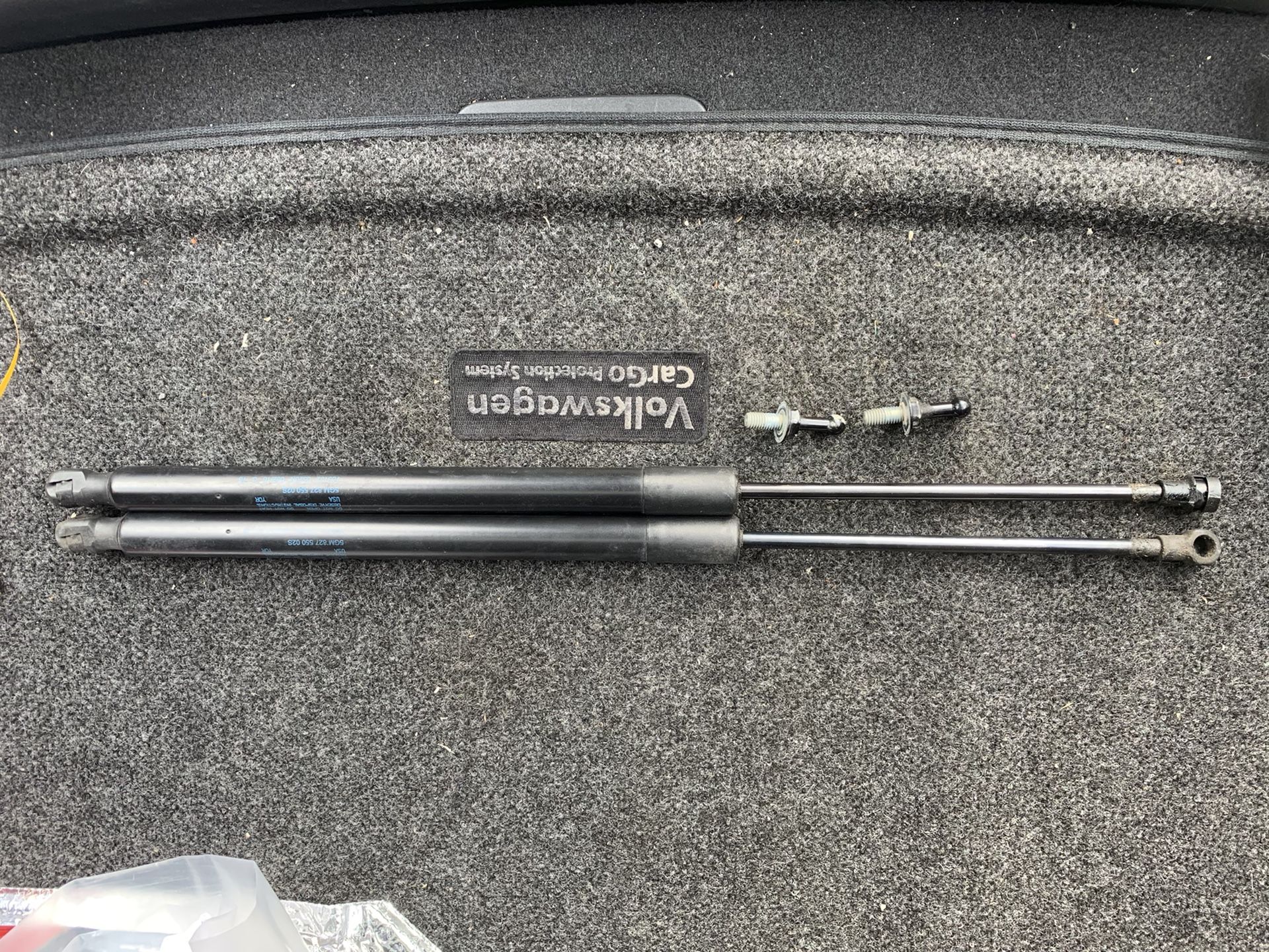 2016 VW GTI Rear Hatch Lift Supports