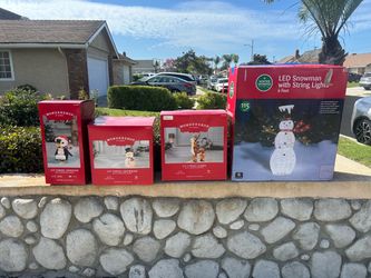 Xmas lawn decorations