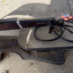 CRAFTSMAN 16” VARIABLE SPEED SCROLL SAW 