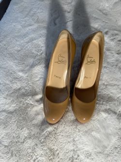 Christian Louboutin Beige Patent Leather Neofilo Pumps size 35.5