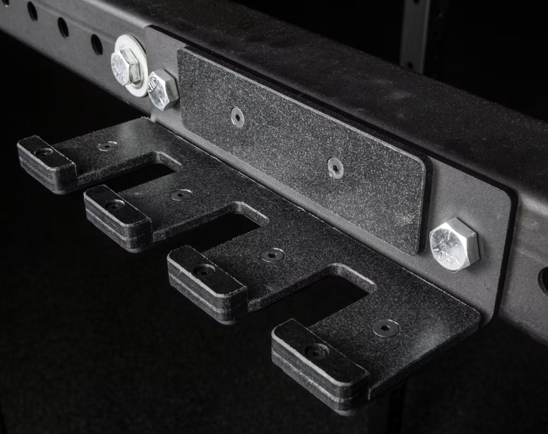 ROGUE VERTICAL BAR HANGERS