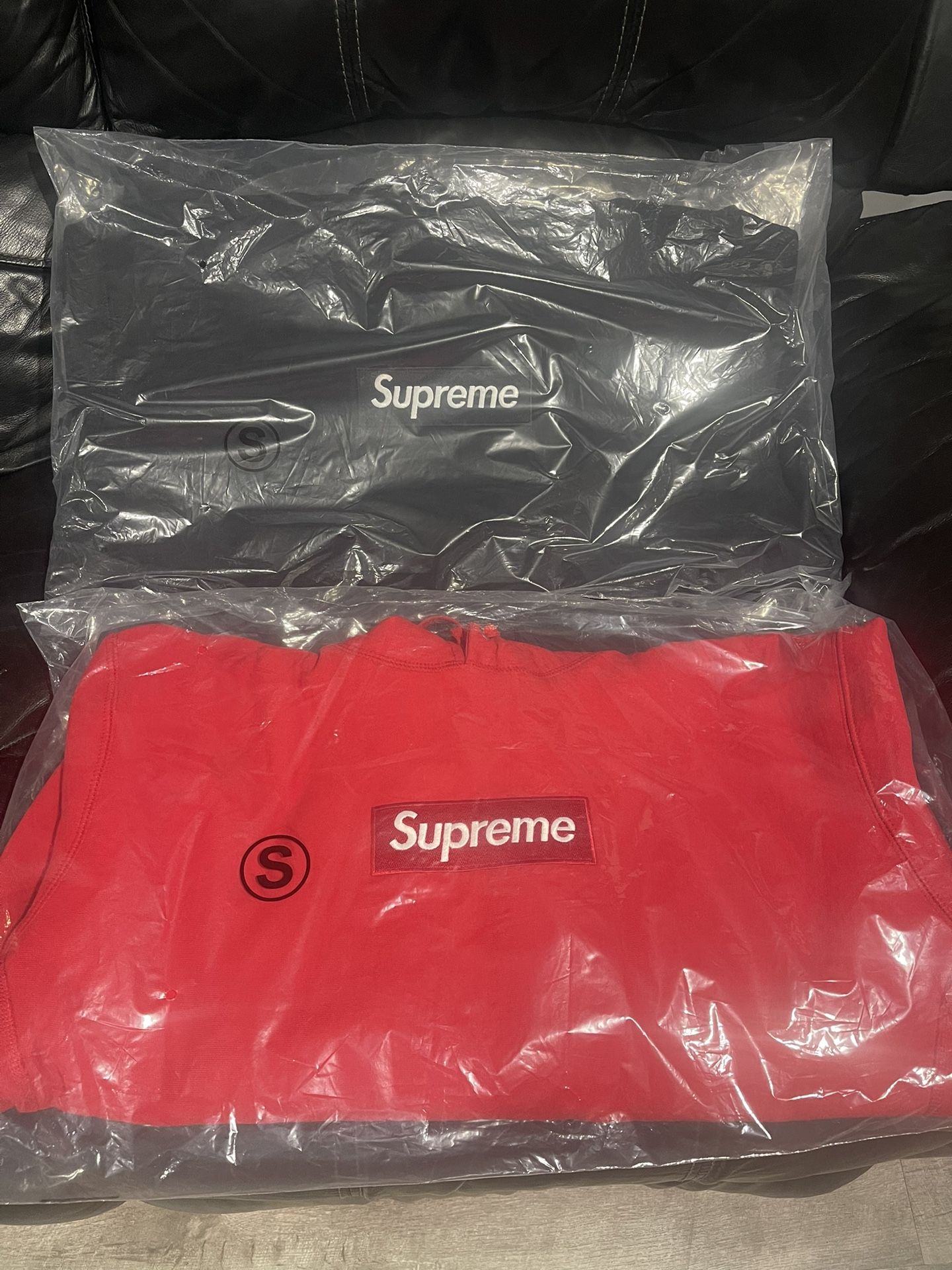 Supreme box logo sweatshirt