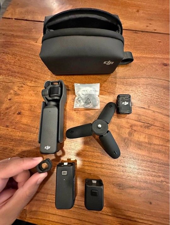 DJI Osmo Pocket 3 Creator Combo