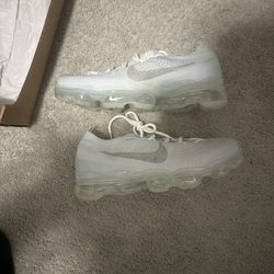 Vapor Max Blue Ice