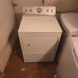Maytag Centennial Large Capacity Dryer 