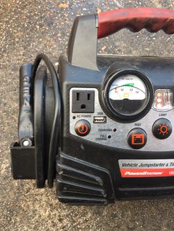 AC outlet Portable Powerhouse Unit Apparatus Thumbnail