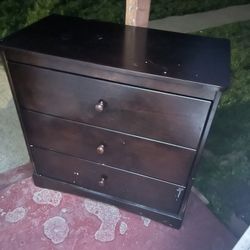 Free Dresser 