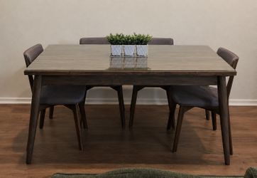 Dining Table Set