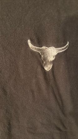 Size large men’s T-shirt, riot society
