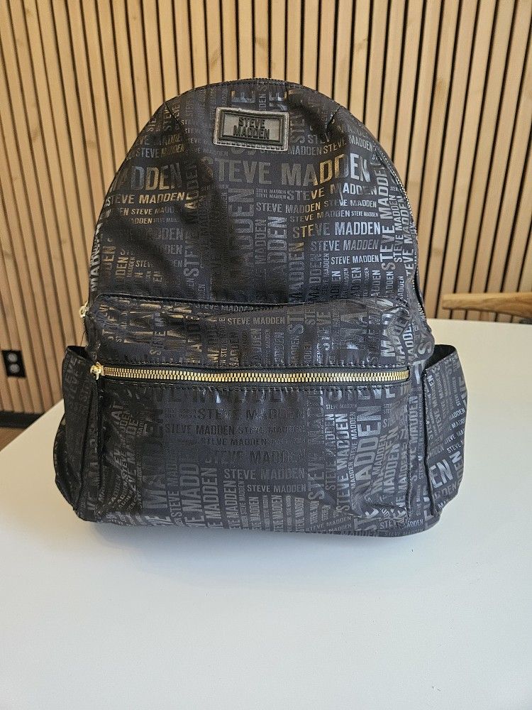 Backpack 🎒