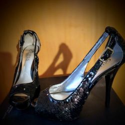 Vintage Guess Hondola 2 Black Sequence Open Toe Platform PumpsSize 5.5-6