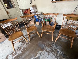 Set of 4 Vintage Wood Arrowback Windsor Dining Chairs (Inc. 1 Captain Chair)- Vintage, Farmhouse
