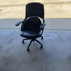 Office Desk Chair. 