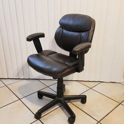 Black Leather Low-Back Task Chair (Brenton Studio)