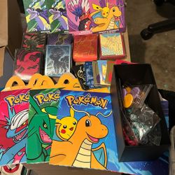 POKEMON COLLECTIBLES