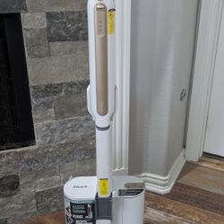 Shark Cordless Vacuum WS642AE