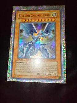 Blue-Eyes Shining Dragon Limited Edition Holographic MOV-EN001