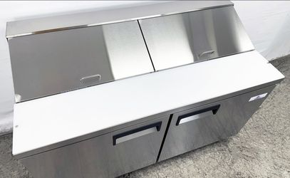 Refrigerator
Sandwich Prep Table
60 inches top two door Sandwich Prep Table NSF SCL2-60-E