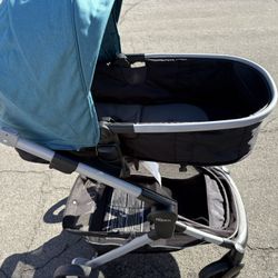 Stroller & car seat combo Seat Dose Sit Up For Baby used good condition East Palmdale $120