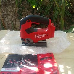 Milwaukee 18 v new. Fuel.  Jigsaw.  .