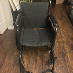 Drive Medical SSP118FA-SF Silver Sport 1 Folding Transport Wheelchair with Full Arms and Removable Swing-Away Footrest, Black