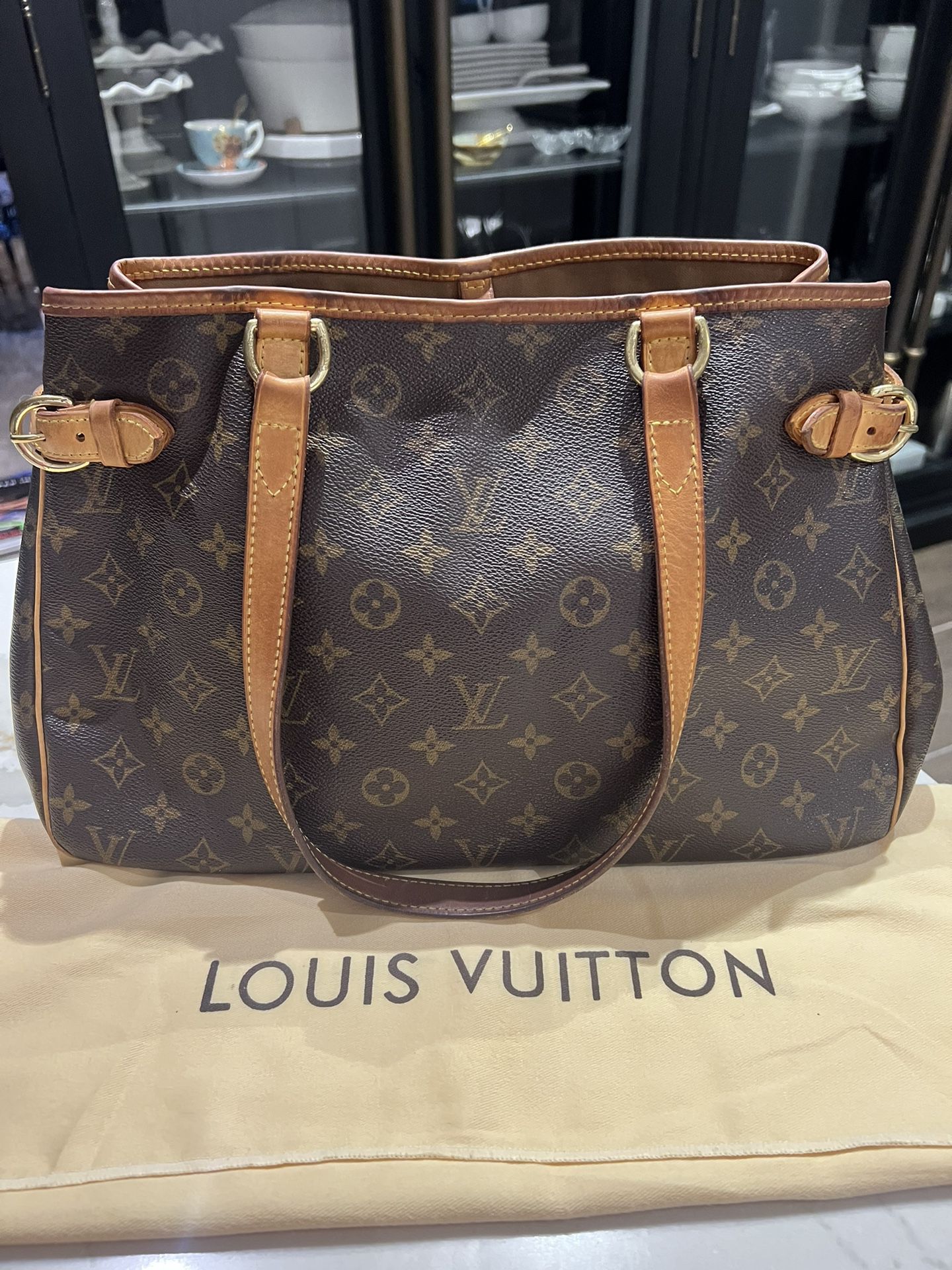 Authentic Louis Vuitton Monogram Batignolles Horizontal Tote Bag 