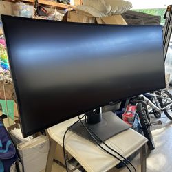 Dell UltraSharp U4919DW – 49” Curved Ultra-Wide Monitor