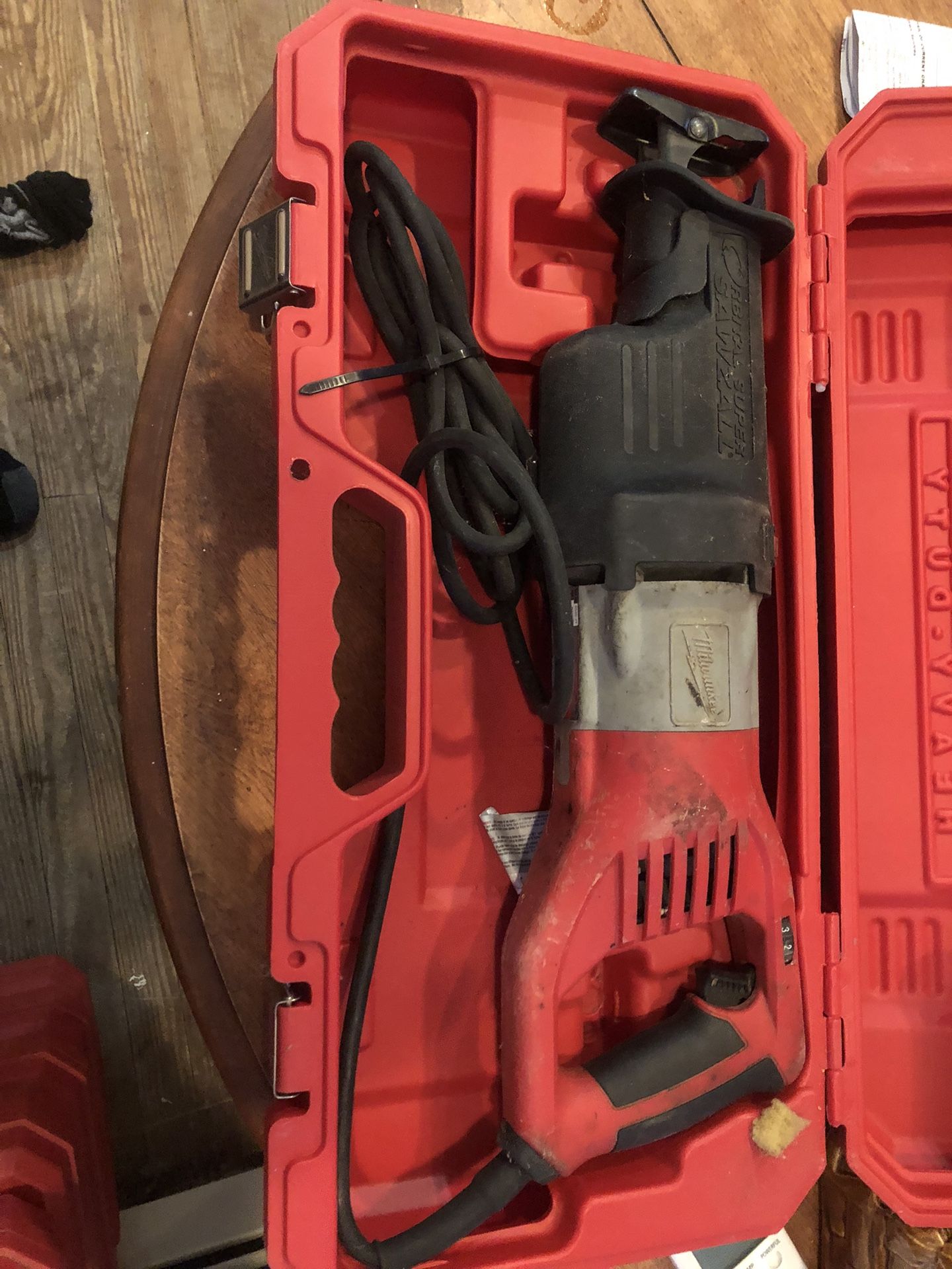 Milwaukee Heavy Duty Orbital Sawzall