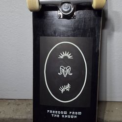 Arbor Skateboard