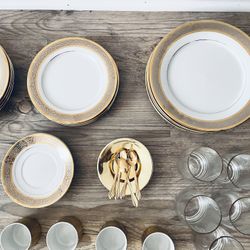 Muirfield  9338 Victorian Lace Dining Set