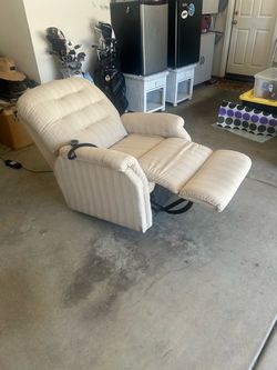 Lazyboy power lift/recliner