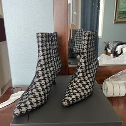 Betsey Johnson Parker Booties