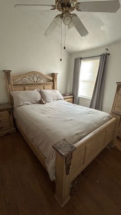 Queen bedroom set