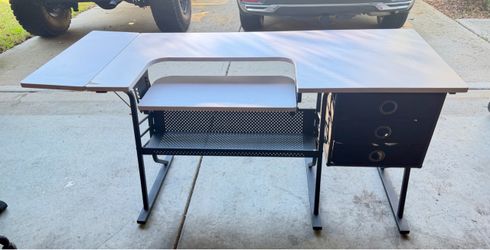 Versatile Sewing / Craft Desk with Drawers