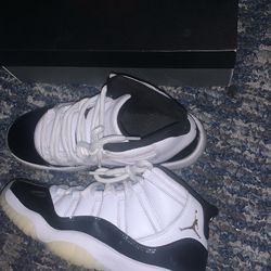 Jordan 11 Size 7 