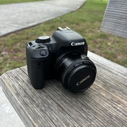 Canon T7i