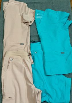 2 Pair Fig Scrubs Woman Medium Regular