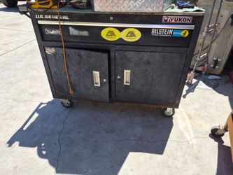 Selling two different tools boxes