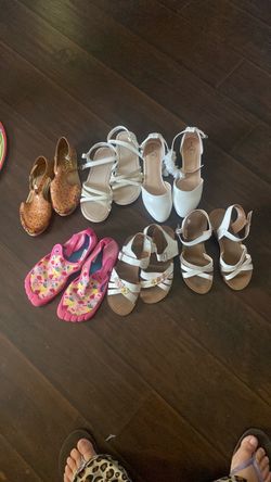 Girl shoes used