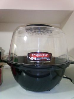 Popcorn maker
