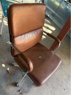 Desk & Chair