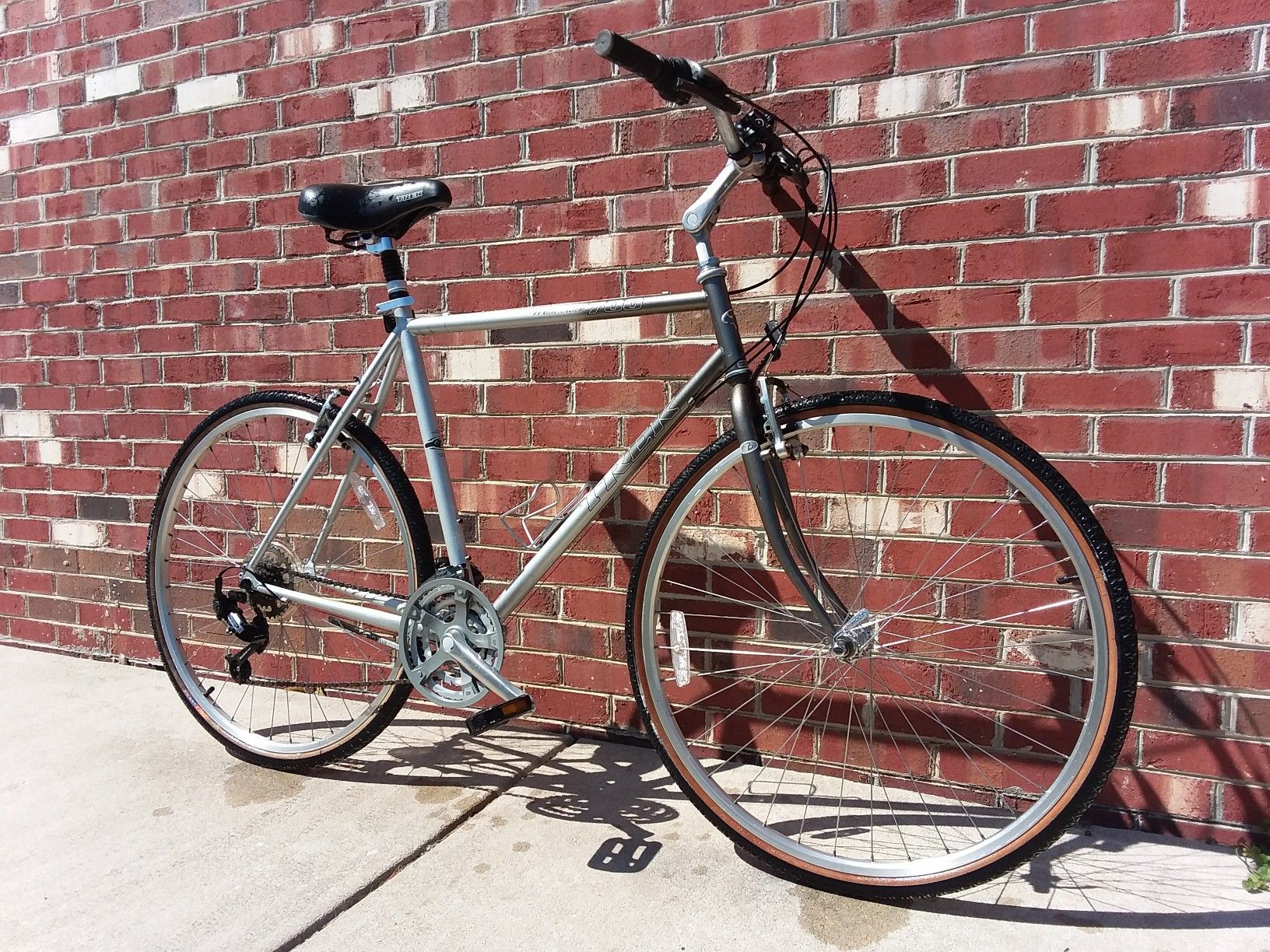 Trek Multitrack 700 Hybrid Bicycle for Sale in Pleasantville, NJ OfferUp