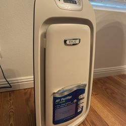 Idylis air purifier ( model IAP-10-125)